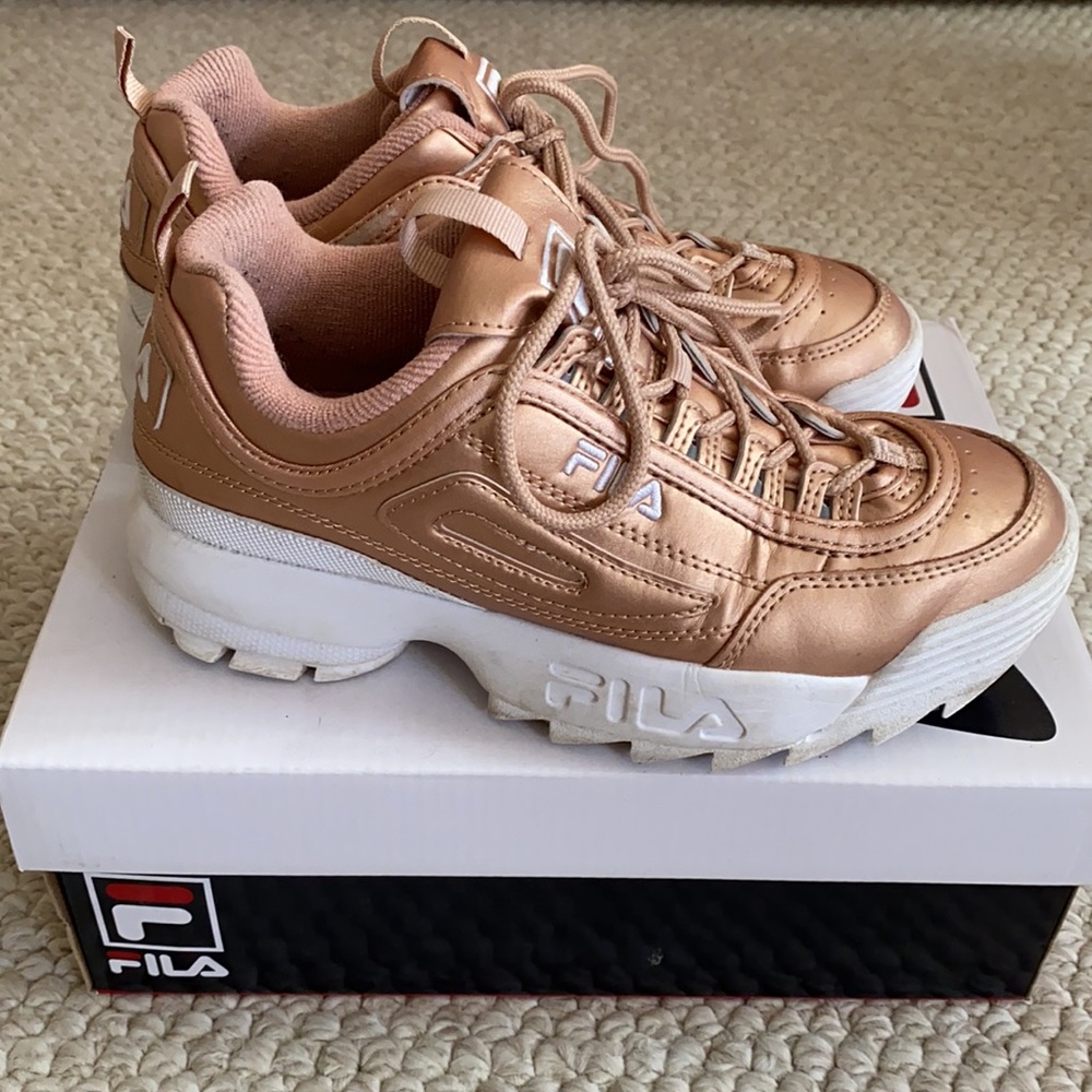 Fila Disruptor II Premium Metallic Sneaker in Rose Gold and White